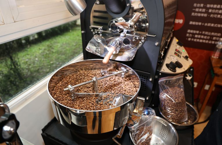 埔里國中職探中心咖啡教室添利器 獲贈專業烘豆機與義式咖啡沖泡機